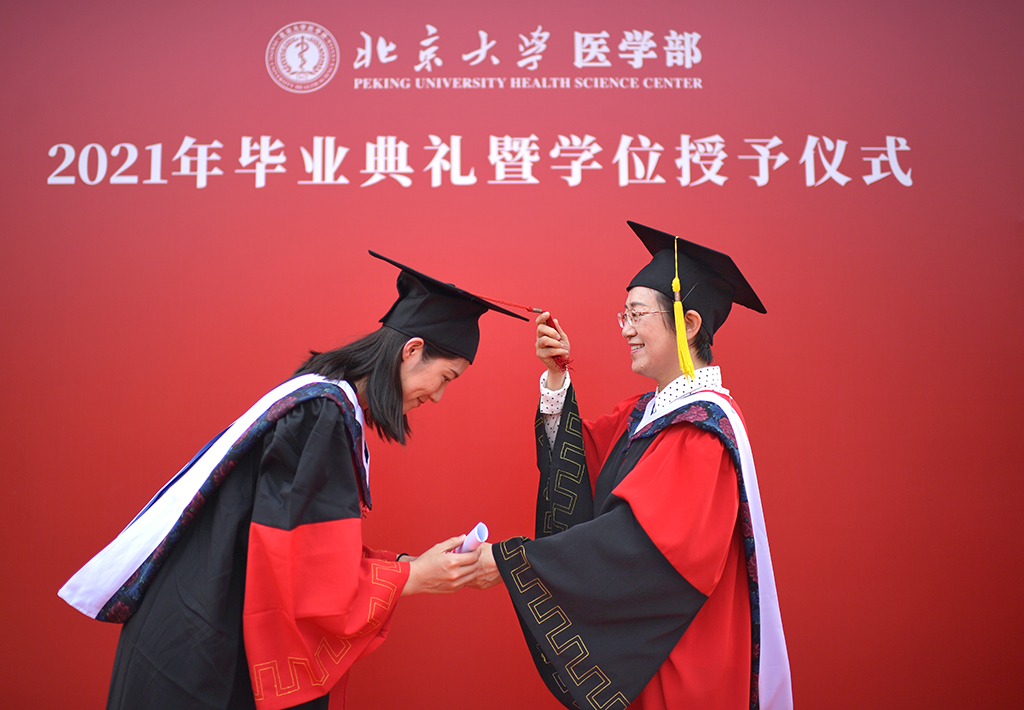 2709ccc4b7bc4f99820f9e856980318c.jpg