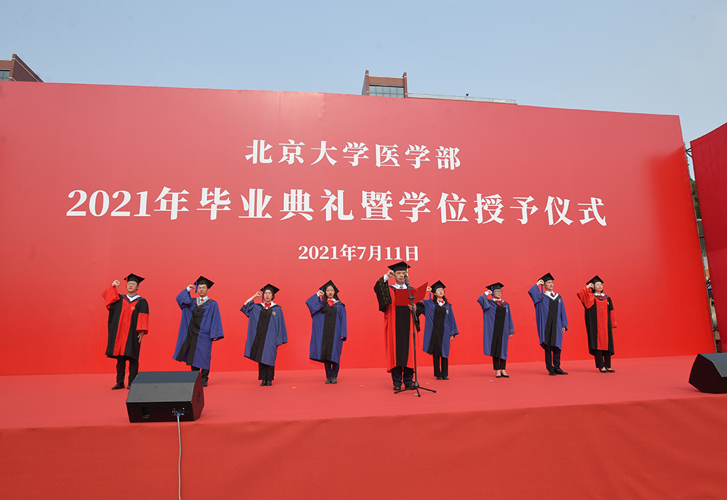 bdea98a7db1543d1bdf4b0766c2f672f.jpg